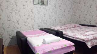 Гостевой дом Guest House Temur Sujashvili Степанцминда Трехместный номер с общей ванной комнатой-4